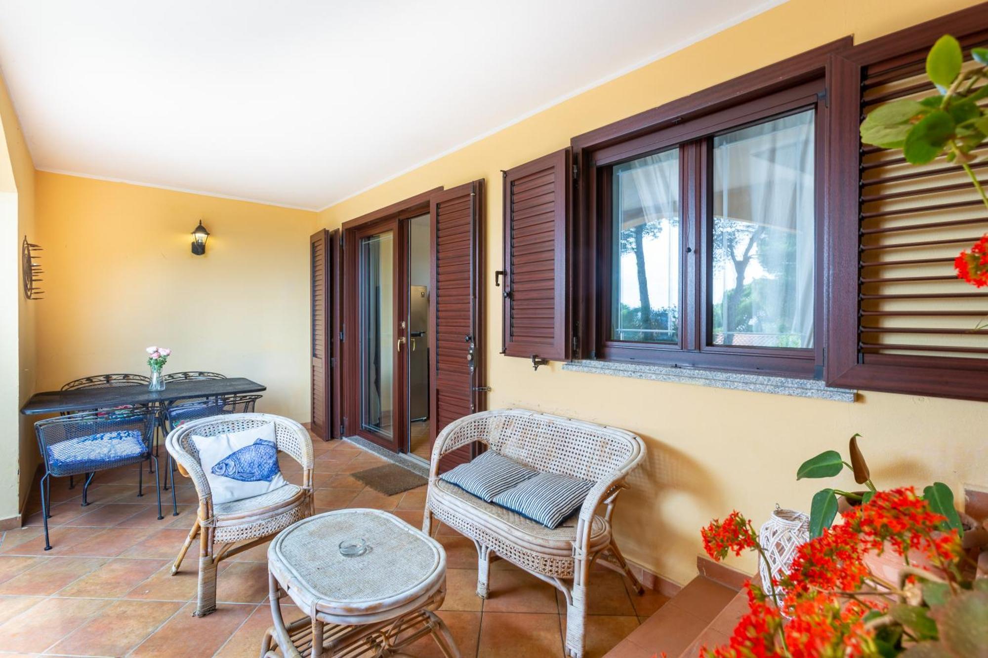 Aetos With Shared Swimming Pool - Hill Apartment Porto Pino